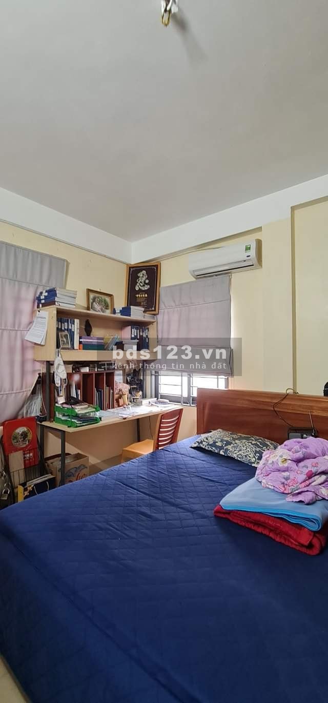 Bán gấp nhà phân lô Giang Biên, dt 65m2, 5 tầng, mt 7m, kinh doanh, ô tô tránh, nhỉnh 8 tỷ