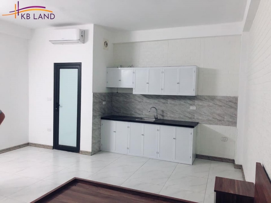 Bán CCMN Lương Thế Vinh, diện tích 90m2, 21 phòng, doanh thu 85tr/tháng, nhỉnh 8 tỷ