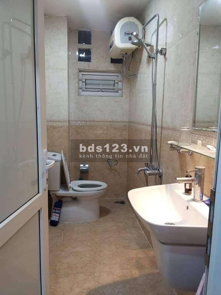 Bán nhà Vũ Trọng Phụng diện tích 37m2 giá 4.3 tỷ tiện ích đầy đủ khu an sinh tốt, lhcc