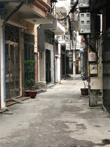 Cần bán nhà dt 37m2 4 tầng đúc, giá 3.85 tỷ, phố Khương Thượng, Tây Sơn, Đống Đa