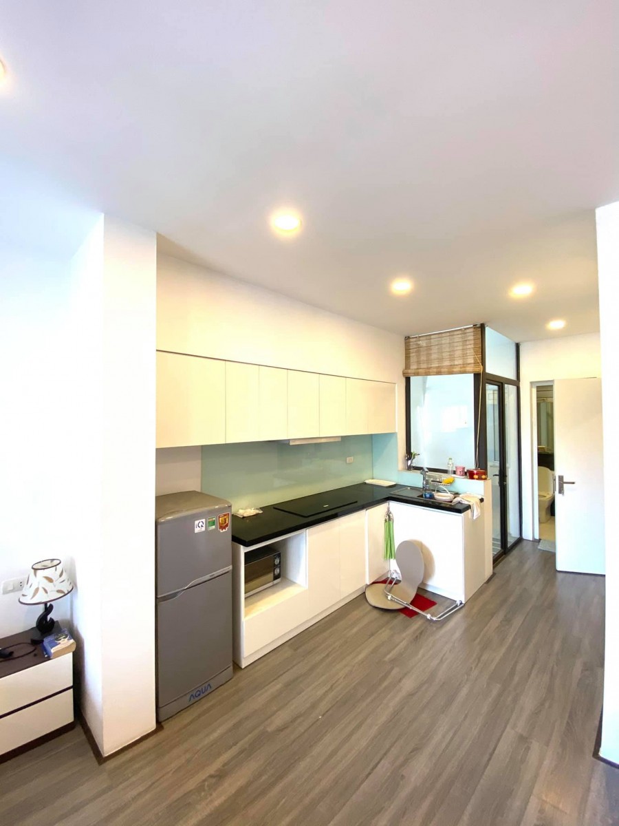 Bán Apartment có 5 phòng cho thuê, đường Xuân Diệu Quận Tây Hồ, đúc kiên cố 7 tầng