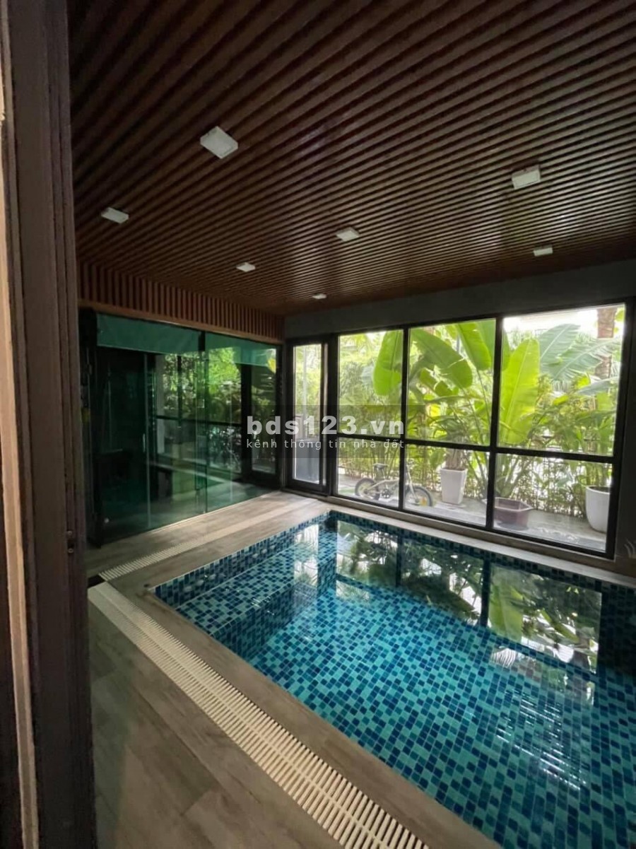 Biệt thự căn góc 3 mặt thoáng Pandora 53 Triều Khúc, nội thất sang trọng dt 147m2 giá 27.5 tỷ