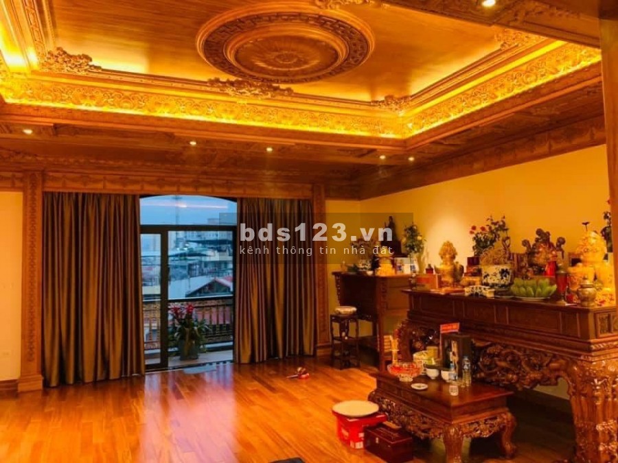Nhà đẹp phố Thái Hà dt 54m2, 5 tầng, thừa công năng cho 1 đại gia đình, sân rộng đá bóng