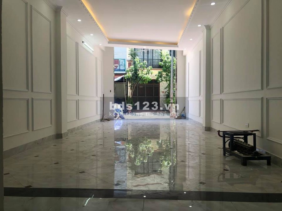 Nhà đẹp mới tinh 7 tầng vỉ hè rộng, thang máy tại La Khê, Lê Trọng Tấn.