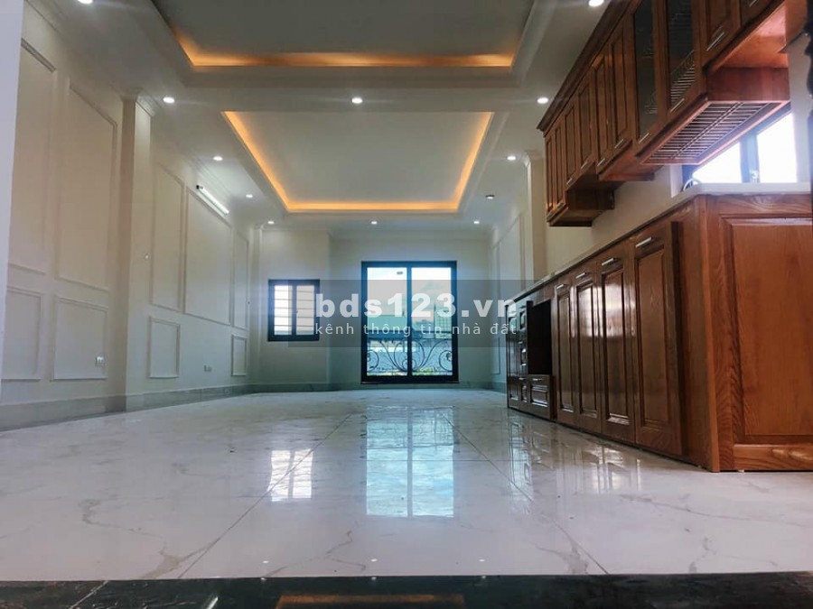 Nhà đẹp mới tinh 7 tầng vỉ hè rộng, thang máy tại La Khê, Lê Trọng Tấn.
