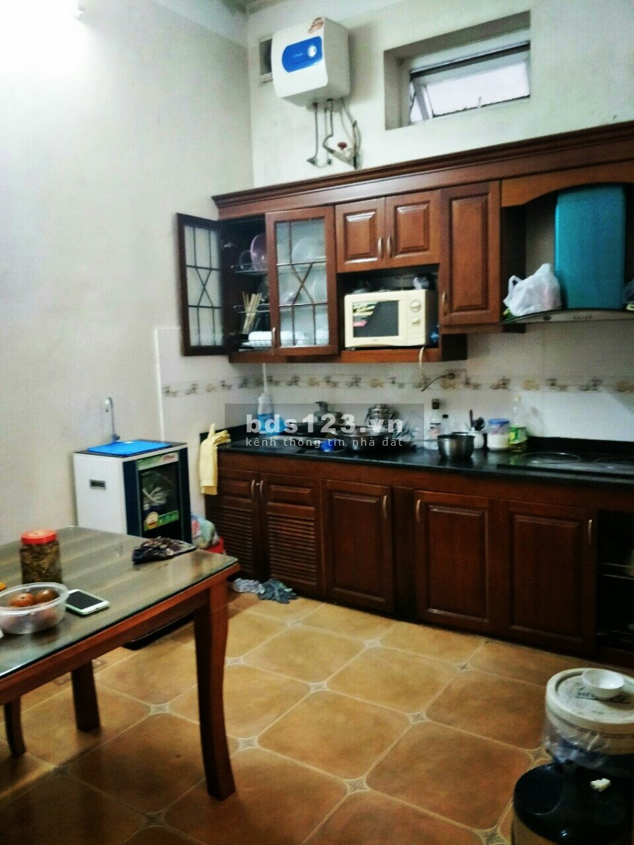 Cần bán gấp nhà Ngọc Thụy dt 156m2, 3 tầng, mt 12m, giá 10.5 tỷ, ô tô, đầu tư, ở sướng