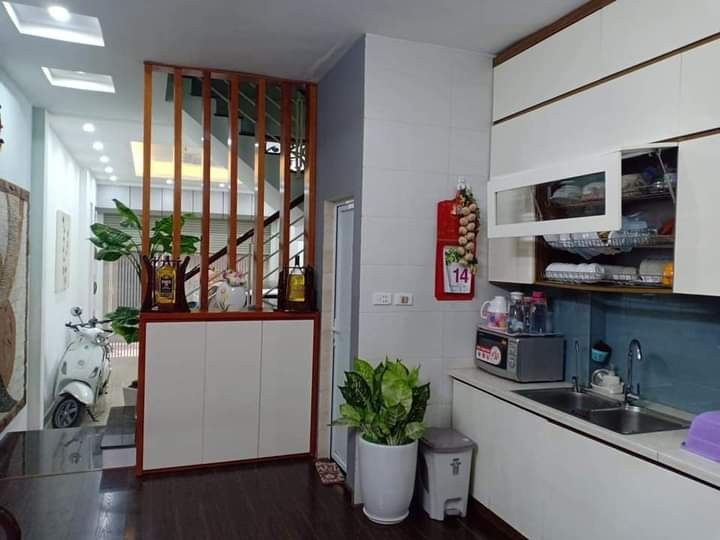 Bán nhà phân lô Triều Khúc, diện tích 53m2, 4 tầng, ô tô tránh, tiện ích Pandora giá 7,5 tỷ