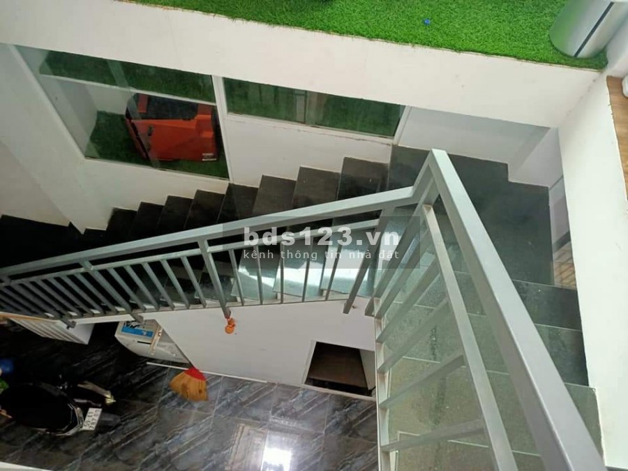 Nhà 5 tầng kiên cố. Đối diện UBND Quận Tân Phú giá bán 6,7 tỷ, khu dân cư hiện hữu