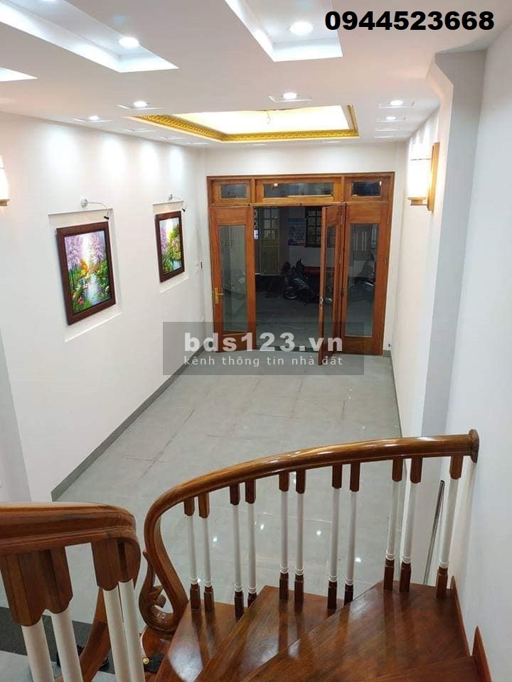 Cần bán gấp nhà Trương Định, nhà mới thiết kế đẹp nội thất đỉnh, mặt tiền rộng