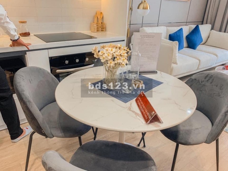Bán căn hộ chung cư mặt biển căn 1PN+1 full nội thất giá 1,4 tỷ, tặng 1 năm phí dịch vụ quản lý