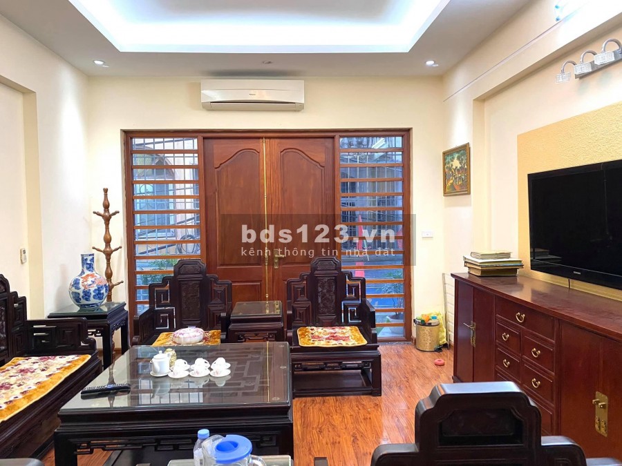 Ô tô cách 30m, phố Trần Khát Chân, diện tích sử dụng 53m2 4 Tầng, giá bán 3.15 tỷ
