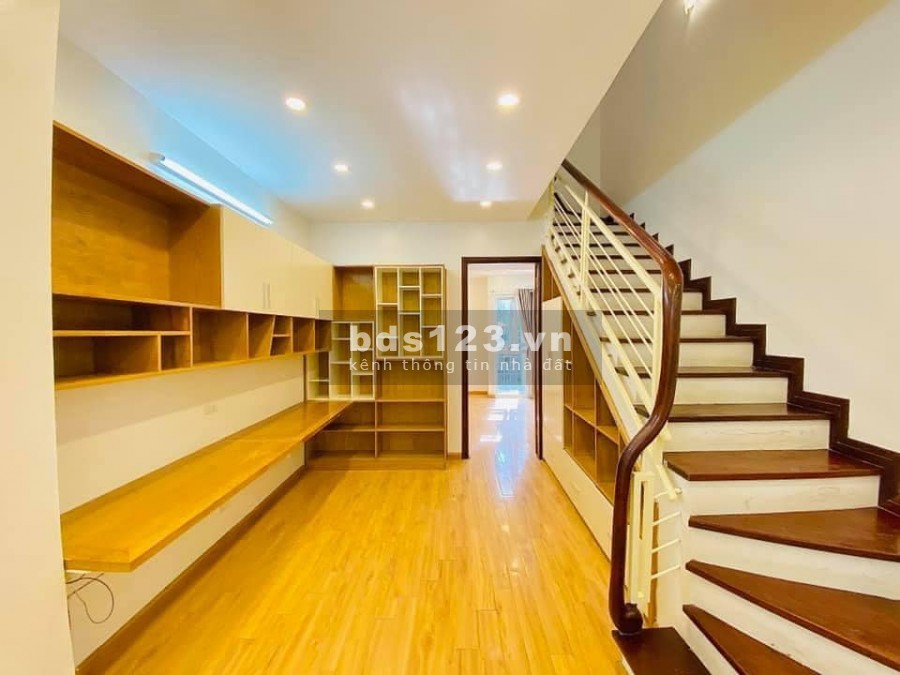 Bán nhà Phúc La Hà Đông, ngõ ô tô tránh diện tích sử dụng 63m2 giá bán 5 tỷ, lh 0946856637