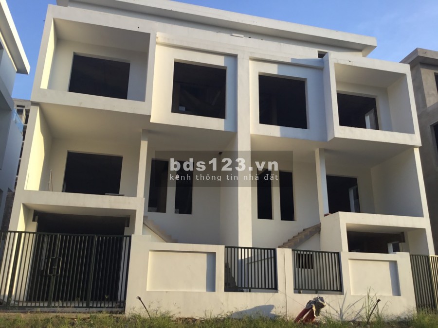 Chuyển nhượng biệt thự song Lặp Monaco Hạ Long, view đồi thông liên hệ 0968129240