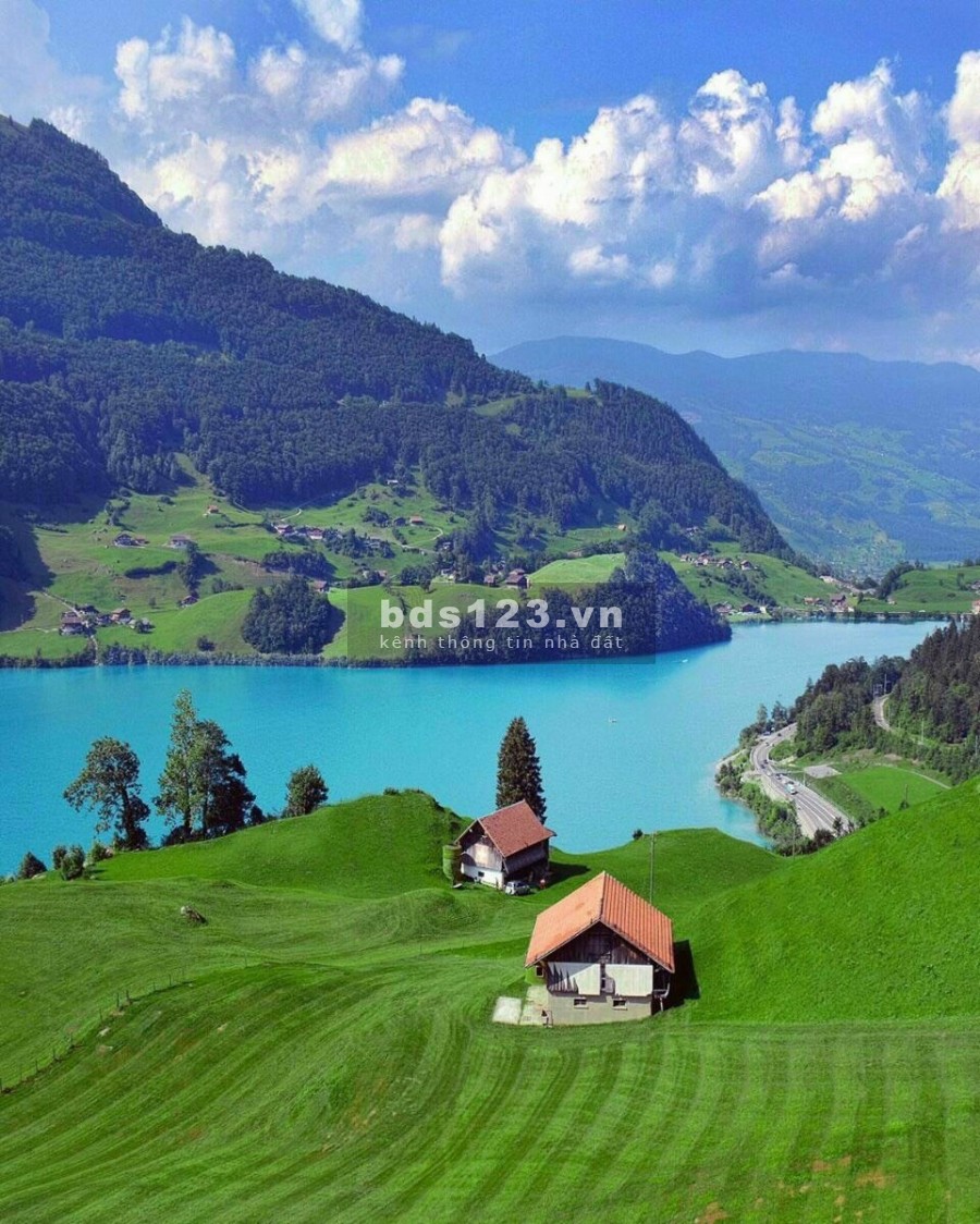 Mảnh đất hoa hậu tại Y Tý Sapa 2 giữa trung tâm dt 1833m2 view hồ 22ha lh 0822356688