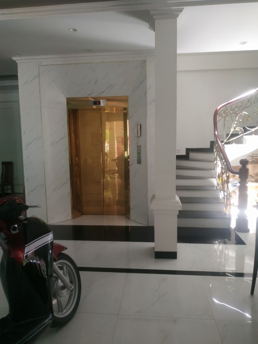 Chính chủ bán Biệt Thự Tây Nam Linh Đàm, Hoàng Mai DT360m2x 4 tầng Giá 52.3 tỷ