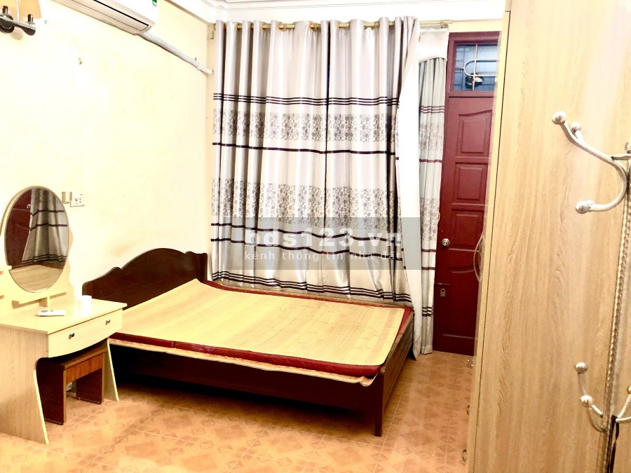 Cho thuê nhà nguyên căn Phùng Chí Kiên diện tích sử dụng 30mx5m2, full đồ, 11 triệu/tháng