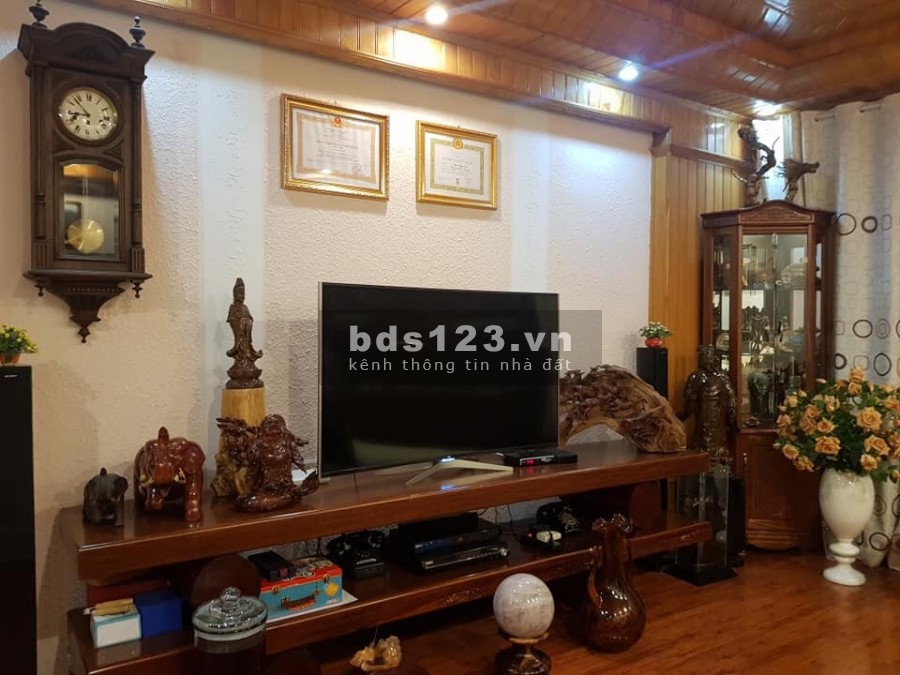 Bán nhà mặt ngõ phố xã đàn thông tứ tung , kinh doanh sầm uất 54m 6 tầng 7tỉ 7