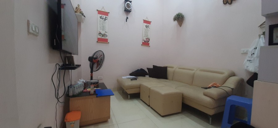Bán nhà Nguyễn Đức Cảnh, dt 38m2, 5 tầng, mt 4m, nhà mới đẹp, giá nhỉnh 3 tỷ. LH 0966456918