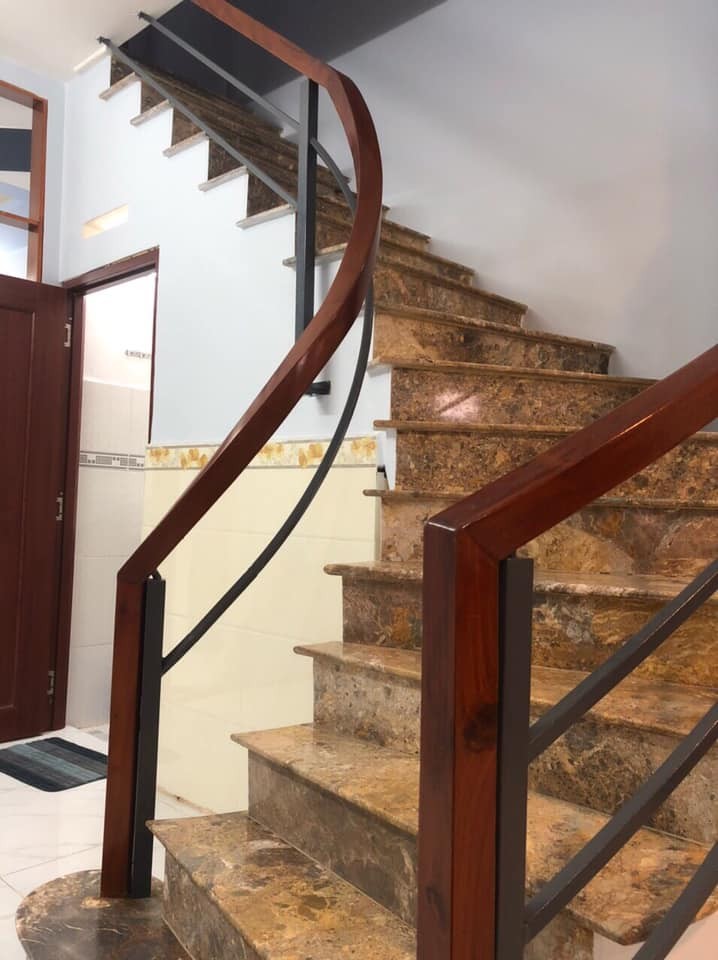 Đường số 7, hẻm xe hơi 1 xẹt diện tích sử dụng 62m, 3 tầng giá bán chỉ 4,95 tỷ