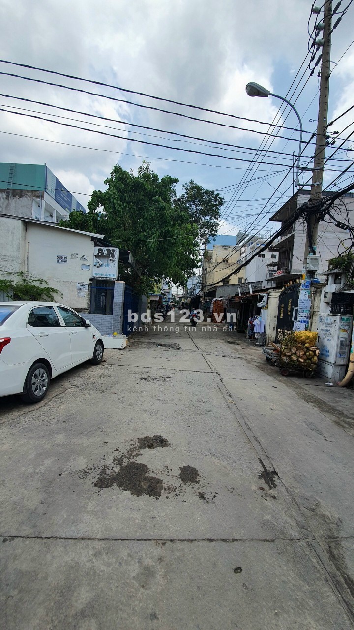 Bán đất diện tích sử dụng 2000m2 gần QL13, Hiệp Bình Phước, Thủ Đức, giá chỉ 25 triệu/m2