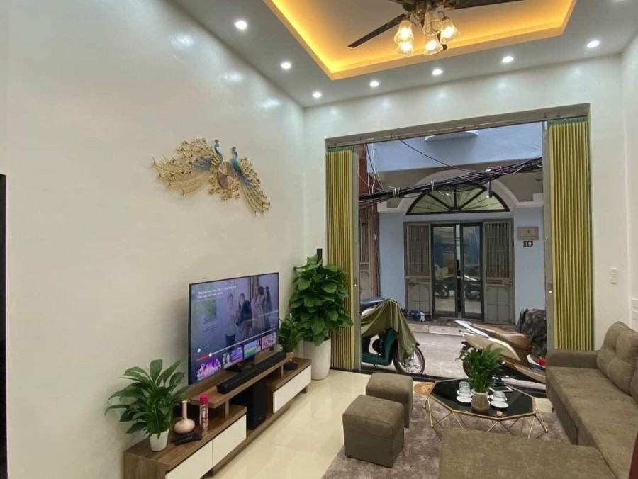 Bán nhà ngã tư Nguyễn Trãi, Thanh Xuân 27m2, 4 tầng. Kinh doanh, ô tô, giá 3.98 tỷ