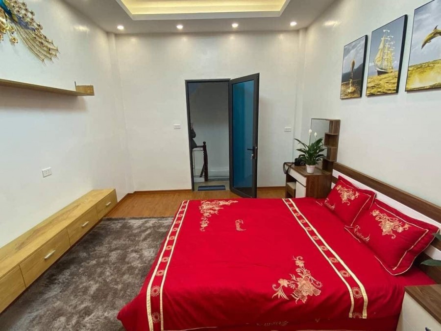 Bán nhà ngã tư Nguyễn Trãi, Thanh Xuân 27m2, 4 tầng. Kinh doanh, ô tô, giá 3.98 tỷ