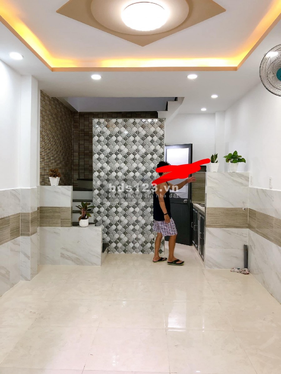 Bán nhà Lương Văn Can, Quận 8, giá bán 2.05 tỷ, vị trí đắc địa, khu dân cư hiện hữu, lhcc