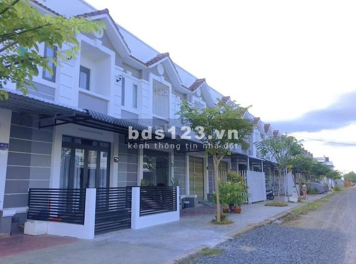 Nhà lầu mặt tiền giá rẻ Trà Vinh chiết khấu cao mùa dịch, ngân hàng hỗ trợ vay 50% giá nhà