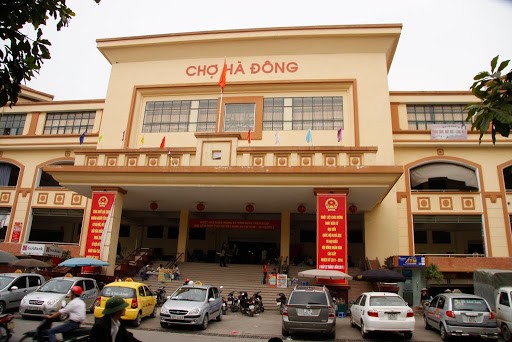 Bán nhà nguyên căm mặt phố chợ Hà Đông siêu rẻ, chỉ có 1 0 2, kd sầm uất, dt 220m2