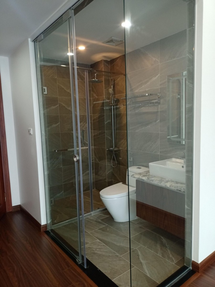 Bán nhà phố Thịnh Hào, Đống Đa, dt 150m2, 7 tầng thang máy, kinh doanh, ô tô giá 10 tỷ