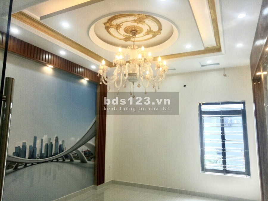 Cần bán nhà 4 tầng trong ngõ Đằng Hải, Hải An, Hải Phòng ngõ rộng ô tô vào nhà