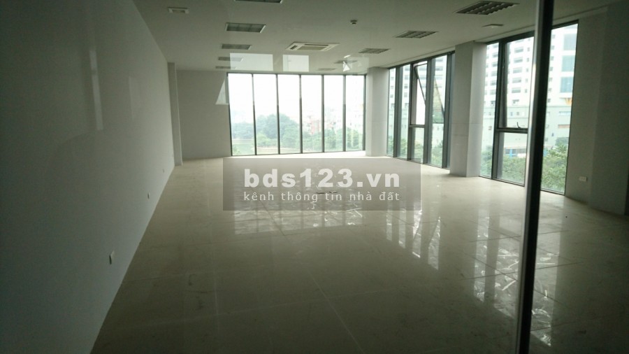BQL cần cho thuê văn phòng tại tòa nhà 71 Phố Chùa Láng, Đống, Đa, Hà Nội. LH 0968530776