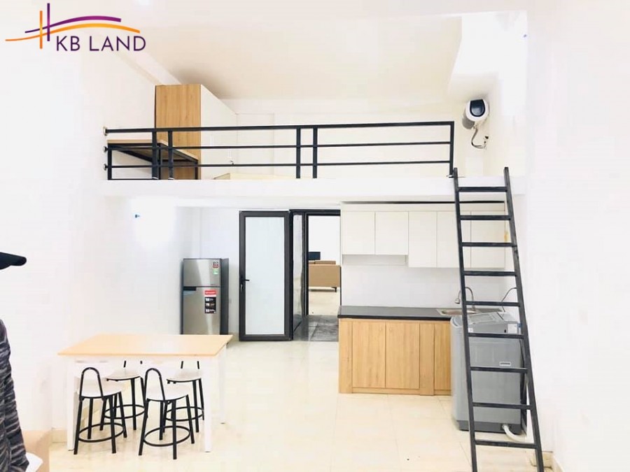 Bán CHDV Nguyễn Khuyến, diện tích 135m2, 8 tầng, 50 căn hộ, ô tô tránh, DT 230tr/tháng