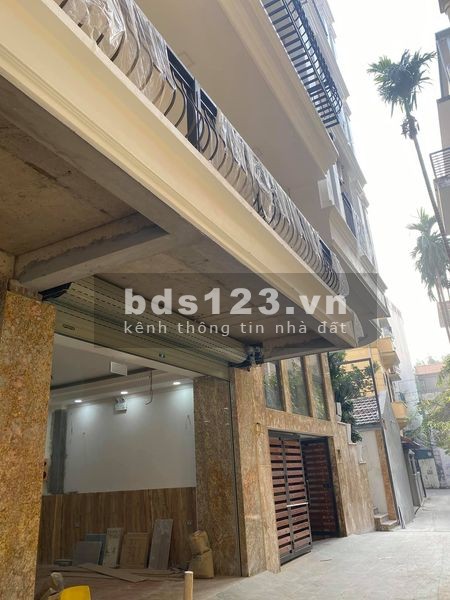 Bán toà căn hộ dịch vụ cao cấp Phố Võng Thị View Hồ Tây dt 150m2, 7 tầng, MT 9m vị trí đẹp giá TL