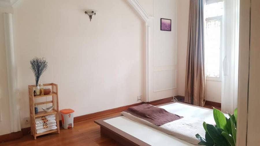Bán Biệt Thự Quận Phú Nhuận Lê Văn Sỹ 64 tỷ, Nhà Kết Cấu mới, Phong Cách Châu Âu