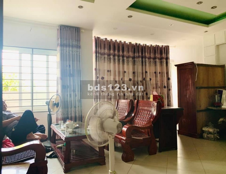 Liền kề Văn Phú view đường lớn, ngã tư vỉa hè rộng nhất Văn Phú, dt 85m2, mặt tiền lớn
