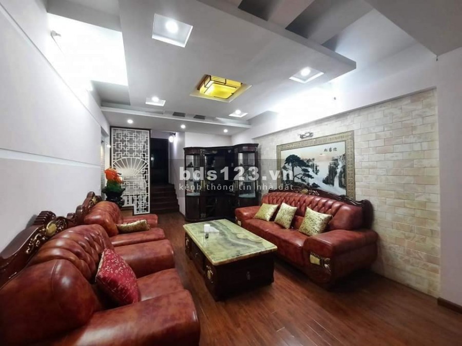 Bán nhà Lê Văn Thiêm Kinh doanh mọi hình thức ô tô đỗ cửa diện tích 50m2 giá 7.2 tỷ