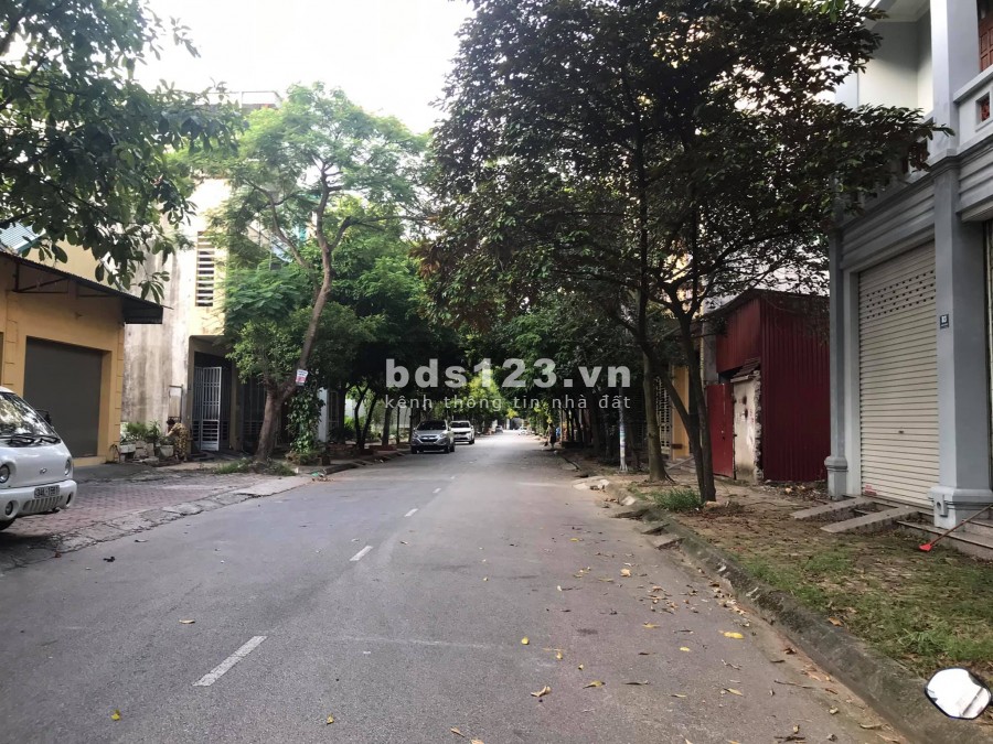 Bán đất mặt phố Ngô Hoán, TP HD, dt 162m2, mt 9m, hướng Tây tứ mệnh, đường 13.5m