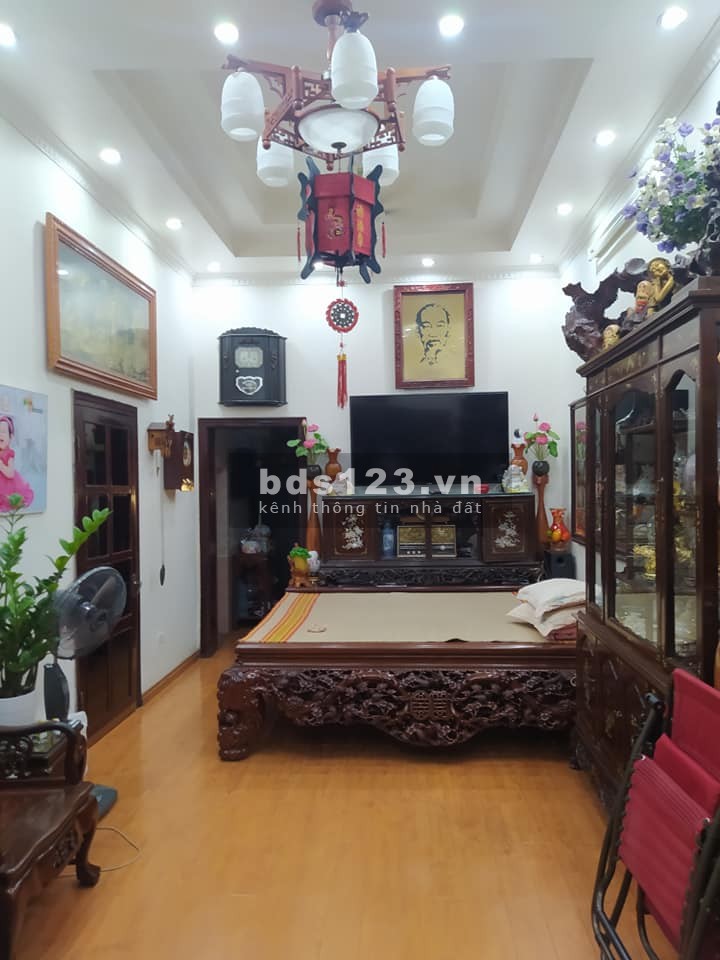 Bán nhà quận Thanh Xuân 78m2 MT 5m Ô tô Kinh Doanh 9.5 tỷ Lh 0386380199