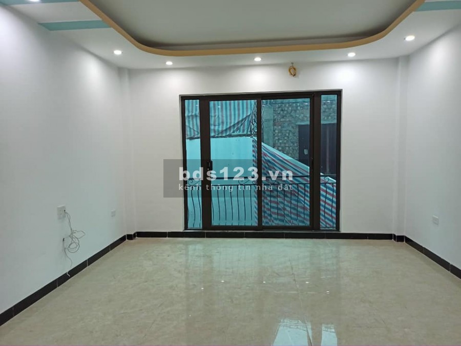 Nhà mới Mỗ Lao Quận Hà Đông, đúc kiên cố 5 tầng diện tích sử dụng 50m2, giá bán 3.35 tỷ