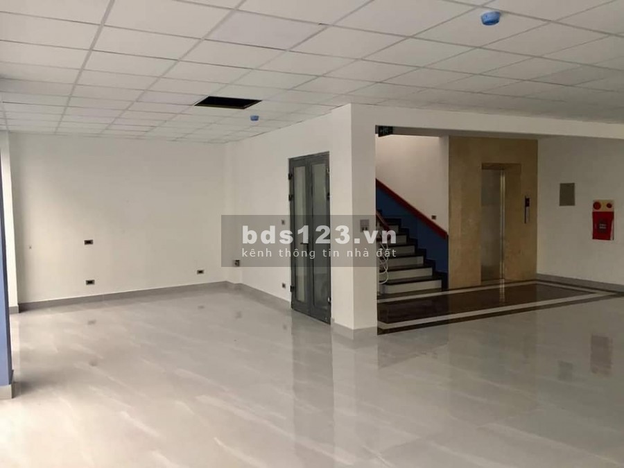 Tòa Nhà VP Thụy Khuê 8 tầng cạnh Sunplaza ô tô tránh đỗ dt 194m2 mặt tiền 11m giá 69 tỷ