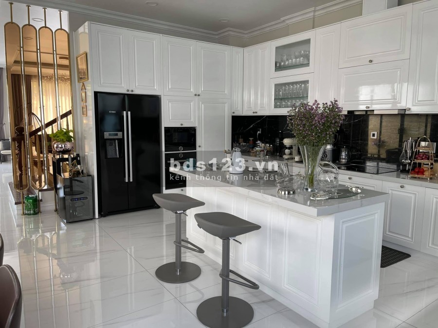 Bán nhà phố Tây Sơn Đống Đa rẻ như chơ vườn cây hoa lá, vài bước ra phố, dt 62m2, giá chỉ 4 tỷ hơn