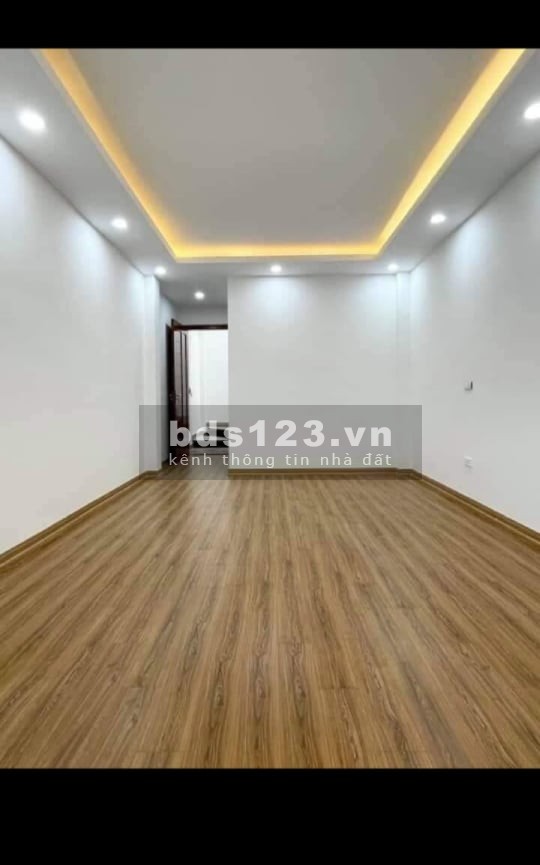 Bán Nhà Khương Đình diện tích sử dụng 31m2 giá 4 tỷ nhà mới, gần phố an sinh tốt