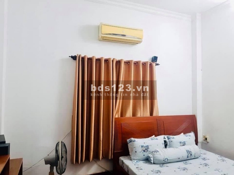 Siêu phẩm lô góc giá rẻ 50m2, Lạc Long Quân, P. 10, Tân Bình, nở hậu