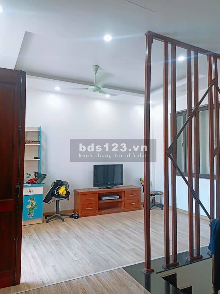 Bán nhà thiết kế hiện địa giống biệt thự Ngọc Trì, Cổ Linh, Thạch Bàn, Long Biên, giá tốt