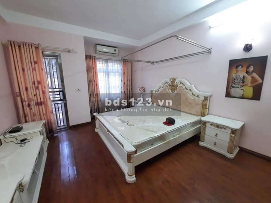 Bán nhà Lê Văn Thiêm Kinh doanh mọi hình thức ô tô đỗ cửa diện tích 50m2 giá 7.2 tỷ