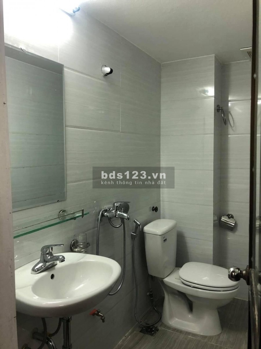Cần bán nhà riêng, dt 40m2, 4 tầng đúc kiên cố, giá bán 4.2 tỷ, Trường Chinh,Tây Sơn, Đống Đa
