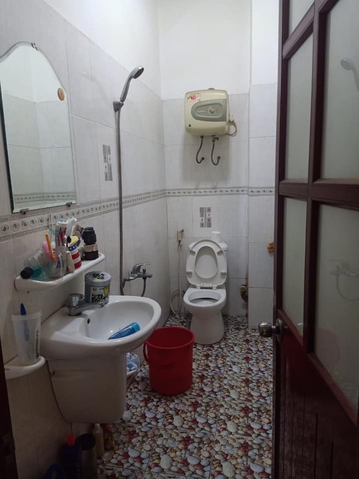Hẻm Kinh Doanh Buôn Bán, hẻm 450 Dương Bá Trạc, phường 1, dt 72m2, gía bán 4.25 tỷ