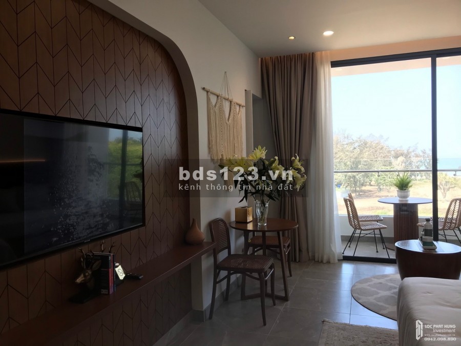 Bán căn hộ nghĩ dưỡng 5 sao Charm Long Hải cực đẹp, chính chủ miễn trung gian, bàn giao ngay