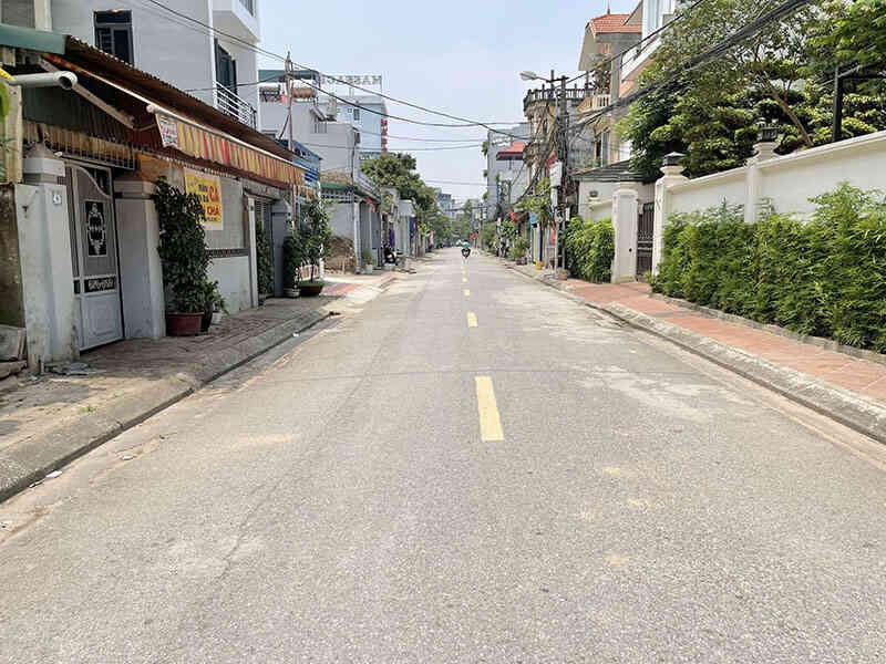 Cần tiền Bán đất khu A38 Tư Đình diện tích 5x22m, ô tô 16 chỗ đỗ cửa, vào đất, pháp lí đủ